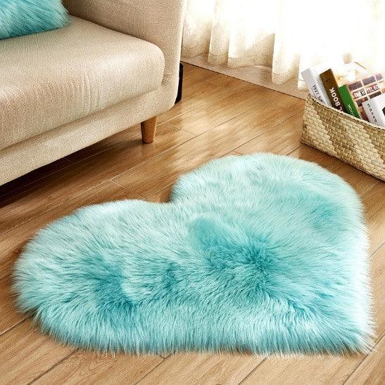 Heart-Shaped Plush Rugs: 3 Sizes for Soft Home Decor - Dreamy-Designs Store Online