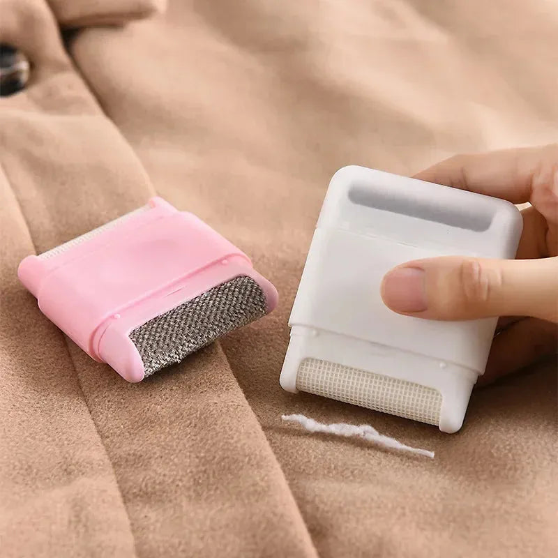 Mini Lint Remover Manual Hair Ball Trimmer (Portable Clothes Shaver / Fuzz Pellet Cutter / Sweater Epilator) - Dreamy-Designs Store Online